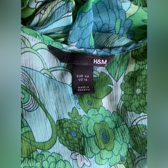 H&M Chiffon Floral Tunic Blouse Sz. 14 - Picture 6 of 7
